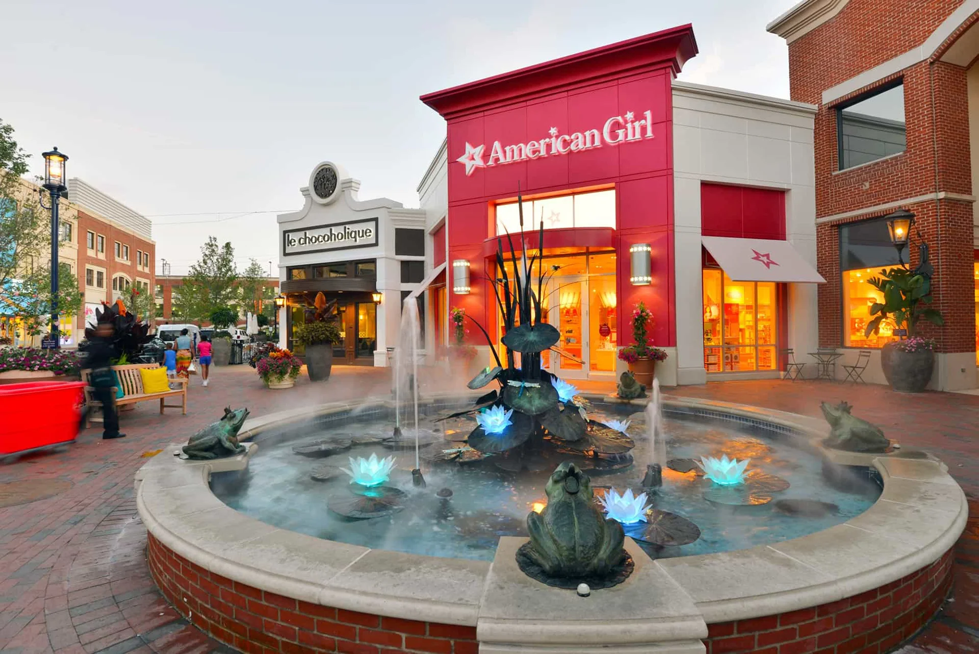 Easton-Fenlon-Square-2