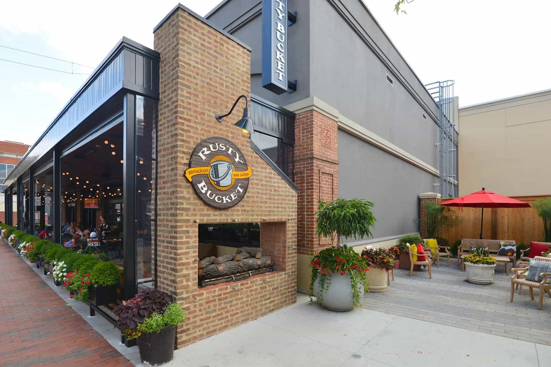 Easton-Fenlon-Square-3