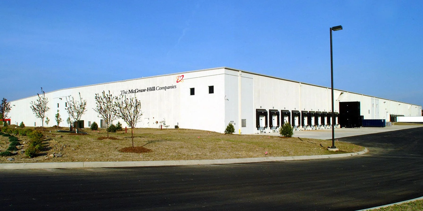 mcgraw-hill-distribution-center-1